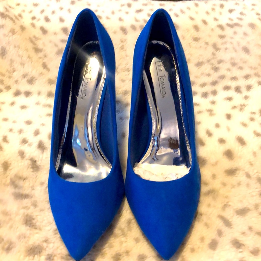 NWOT blue Hot Tomato 4 inch heels size 12W. Never worn